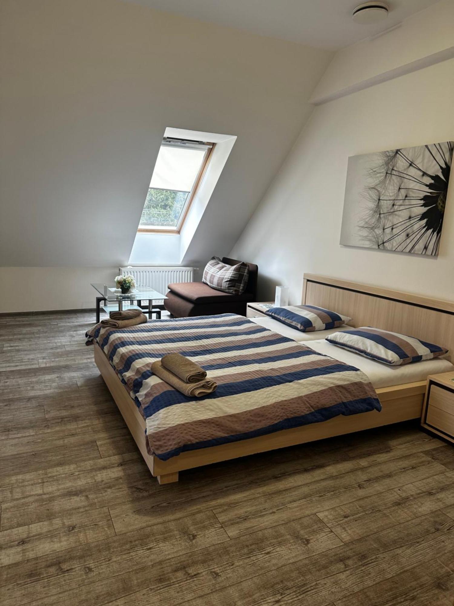 Penzion-Hutira Relax Club Handlová Екстериор снимка